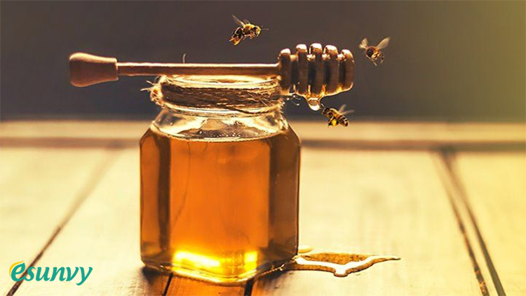 Trị mụn mủ với mật ong 1